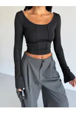 Kadın Siyah Uzun Kollu Arkası Bağlamalı Fit Kesim Crop Bluz HZL25W-FRY122771