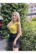 Kadın Fıstık Yeşili Sırt Dekolteli Kısa Kollu Bluz HZL24S-ZK10831