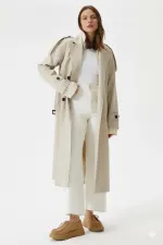 Kadın Krem Kruvaze Yaka Astarlı Kemerli Mevsimlik Trençkot HZL25W-BD159411
