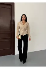 Kadın Bej Kruvaze Yaka Gold Düğmeli Büzgülü Uzun Kollu Keten Bluz HZL26W-FRY123701