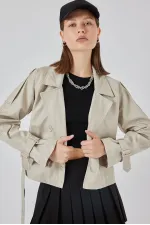 Trench-coat court ceinturé pour femme 5970 - Pierre