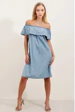 Kadın Açık Mavi Kolsuz Omzu Açık Carmen Yaka Jean Elbise HZL24S-BD114811
