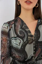 2137 Robe en mousseline à motifs - C. Çağla