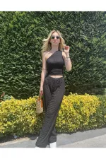 Kadın Siyah Gofre Kumaş Tek Omuz Bluz HZL25S-ZK13271