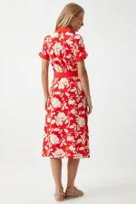 Kadın Kırmızı Krem Kuşaklı Çiçek Desenli Düğmeli Yazlık Viskon Elbise HZL24S-BD124551