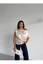 Kadın Krem Tek Omuz Asimetrik Kesim Saten Bluz HZL26W-FRY121171