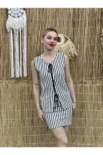 Kadın Siyah Beyaz Çizgili Önü Bağlamalı Bluzlu Etekli Triko Takım HZL24S-ZK10271