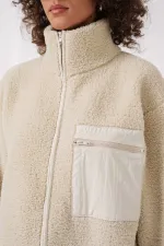 Sweat-shirt oversize en peluche à fermeture éclair et poches crème pour femme HZL25W-FRY1554461