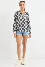 Chemise en satin légèrement drapée 3964 - Noir