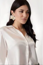 Kadın Yeni Krem Hafif Dökümlü Saten Yüzeyli Gömlek HZL22W-BD139641