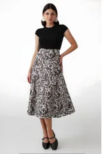 Kadın Açık Bej Zebra Desenli Saten Yüzeyli Beli Lastikli Midi Boy Etek Hzl23S-BD1101471