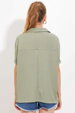 Kadın Çağla Yeşili Polo Yaka Geniş Kesim Örme Bluz HZL24S-BD104861