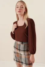 0442 Long-Sleeved Blouse - Brown