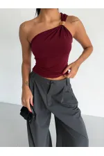 Kadın Bordo Tek Omuz Gold Metal Detaylı Sandy Bluz HZL26S-FRY123821