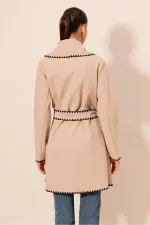 Kadın Bej Nakış Detaylı Beli Kuşaklı Düğmesiz Astarsız Kaşe Kaban  HZL24W-BD191301