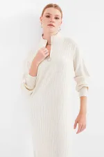 Robe longue en maille côtelée crème à col zippé pour femme HZL24W-BD1102271