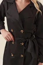 Trench-coat court noir à double boutonnage pour femme, non doublé, confortable et de saison, avec ceinture (HZL23S-BD158641)