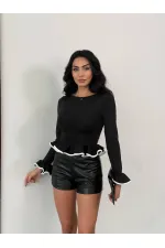 Kadın Siyah Uzun Kollu Volanlı ve Biyeli Dalgıç Kumaş Bluz HZL25W-FRY123651