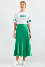 Jupe en satin vert 15806