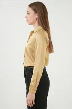 Kadın Gold Hafif Dökümlü Saten Yüzeyli Gömlek HZL22W-BD139641