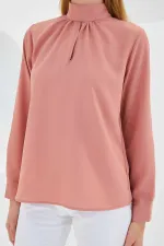 Kadın Gül Kurusu Pencere Detaylı Dökümlü Uzun Kollu Bluz HZL22S-BD104181