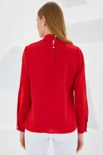 Kadın Kırmızı Pencere Detaylı Dökümlü Uzun Kollu Bluz HZL22S-BD104181