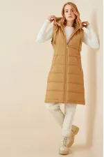 Kadın Camel Sabit Kapüşonlu Astarlı Uzun Şişme Yelek HZL22W-BD151401