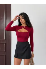 Kadın Bordo Göğüs Dekolteli Metal Detaylı Uzun Kollu Bluz HZL25W-FRY123501