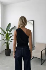 Women's Black Asymmetrical One-Shoulder Draped Blouse with Gold Accessory Details HZL26S-FRY123751