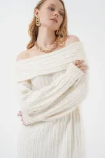 Robe oversize en maille à col Madonna 15920 - Écru
