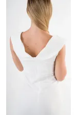 Kadın Beyaz V Yaka Yırtmaç Detaylı Kolsuz Elbise HZL24S-YY272