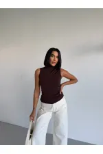 Women's Brown Turtleneck Sleeveless Sandy Crop Blouse HZL26S-FRY123931 Women's Brown Turtleneck Sleeveless Sandy Crop Blouse HZL26S-FRY123931