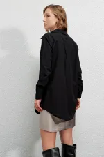 Kadın Siyah Yırtmaçlı Basic Uzun Kollu Boyfriend Poplin Uzun Gömlek HZL22W-BD138791