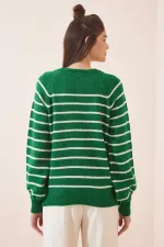 Pull rayé vert foncé à manches ballon et col boutonné pour femme HZL23W-BD1101491