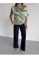 Kadın Çağla Yeşili Tek Omuz Asimetrik Kesim Saten Bluz HZL26W-FRY121171