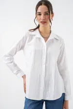 Chemise blanche pour femme avec motif argenté 20253