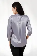 Kadın Gri Hafif Dökümlü Saten Yüzeyli Gömlek HZL22W-BD139641