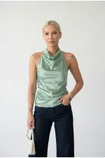 Kadın Çağla Yeşil Halter Yaka Saten Kumaş Sırt Dekolteli Bluz HZL26W-FRY123801