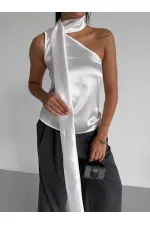 Chemisier asymétrique en satin blanc pour femme, col châle et encolure à nouer HZL26W-FRY123731