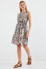 2501 Desenli Sıfır Kol Şifon Elbise - Siyah