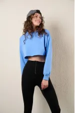 Kadın Mavi Basic Bisiklet Yaka Uzun Kollu Crop Sweatshirt HZL24W-ZK11351