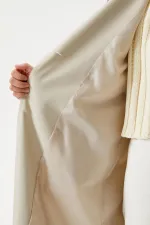 Kadın Krem Kruvaze Yaka Astarlı Kemerli Mevsimlik Trençkot HZL25W-BD159411