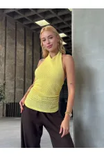 Kadın Sarı Boyundan Bağlamalı Gofre Kumaş Bluz HZL25S-ZK13631