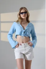 Kadın Buz Mavi Önden Bağlamalı Müslin Kumaş Crop Bluz HZL25S-DSB104071