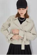 Trench-coat court ceinturé pour femme 5970 - Pierre