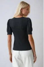 Kadın Siyah Kare Yaka Örme Bluz HZL22W-BD104091