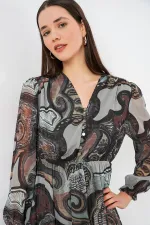 2137 Robe en mousseline à motifs - C. Çağla