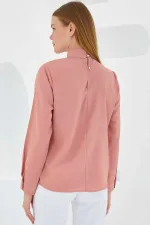 Kadın Gül Kurusu Pencere Detaylı Dökümlü Uzun Kollu Bluz HZL22S-BD104181