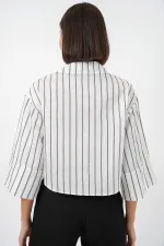 Chemise courte rayée oversize pour femme 20326 - B. Blanc