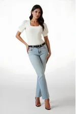 Kadın Beyaz Kare Yaka Örme Bluz HZL22W-BD104091